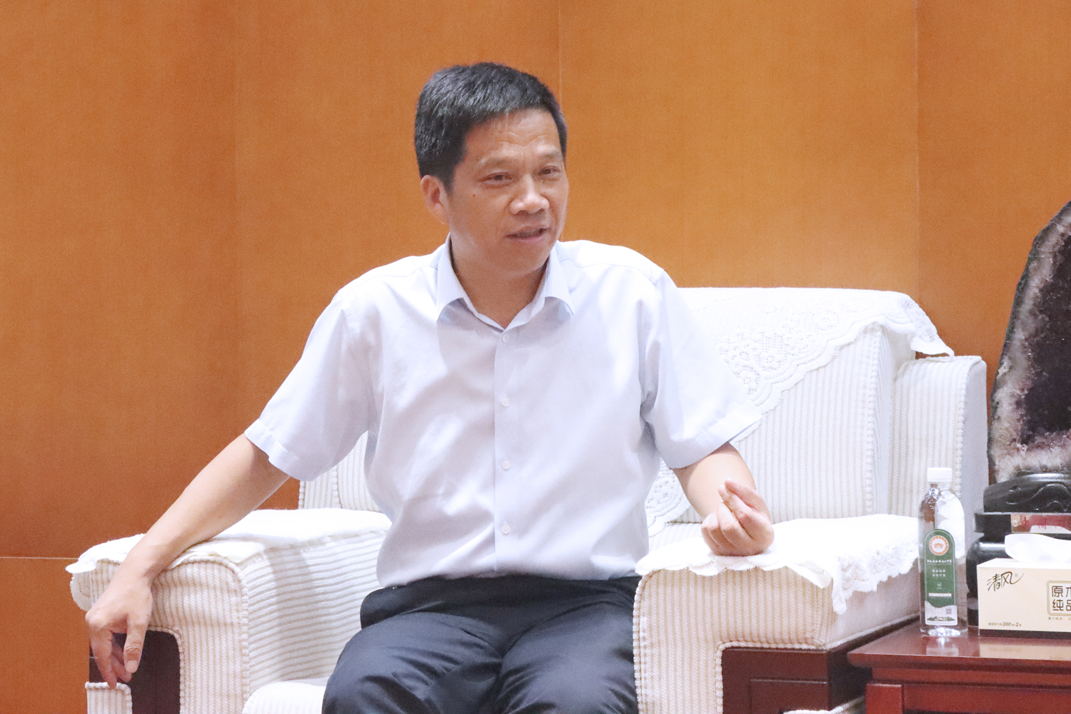 132c781f7f5040b29d26f7bc9fc41620.jpg 132c781f7f5040b29d26f7bc9fc41620.jpg