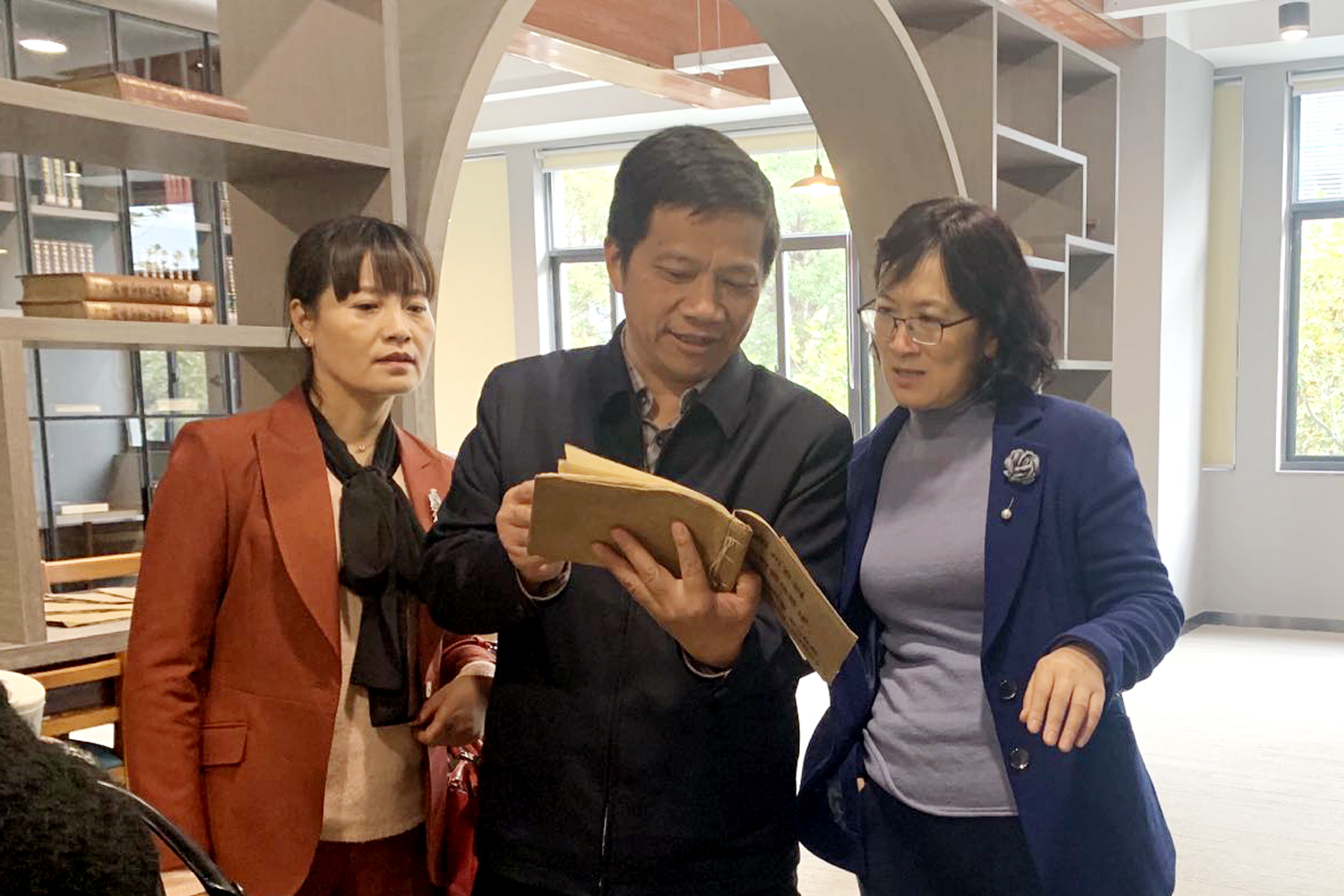 b35884ae55964d5598bd8b7d03d4969c.jpg b35884ae55964d5598bd8b7d03d4969c.jpg