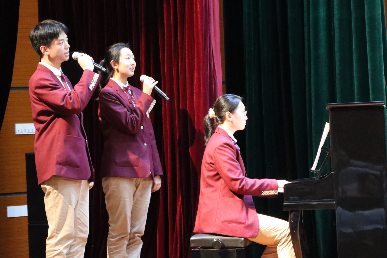 2c6da74a9b6840ef9f2026a37857e762.jpg 2c6da74a9b6840ef9f2026a37857e762.jpg