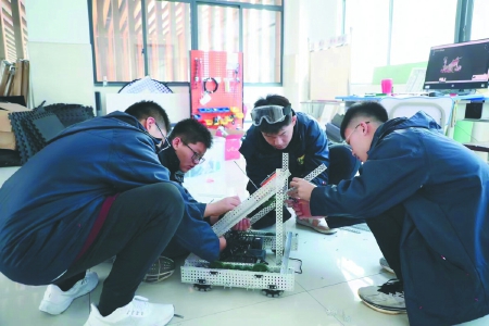 05251175bc4d42489b35bf93fdb36b2c.jpg 05251175bc4d42489b35bf93fdb36b2c.jpg