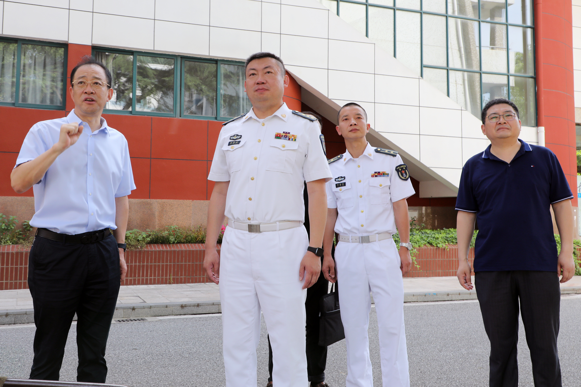 0647afa851a1449ea1d64b109f7800a0.jpg