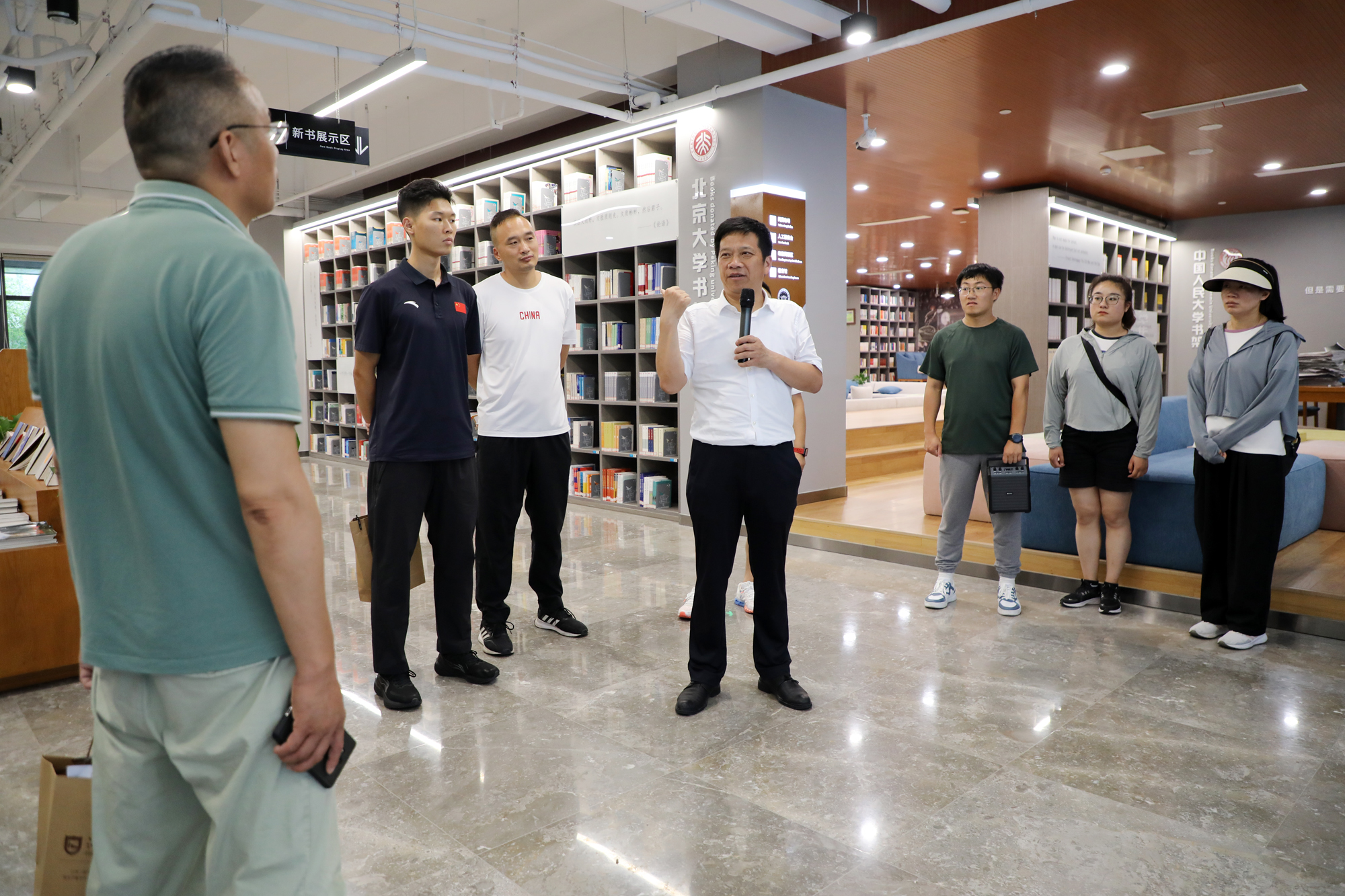 9d7682e8a55447319f574b066600779b.jpg 9d7682e8a55447319f574b066600779b.jpg